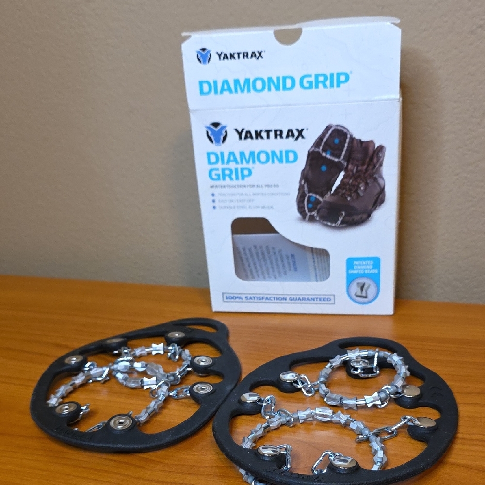 YAKTRAX Diamond Grip Winter Traction Size SMALL Ice Grips One Pair